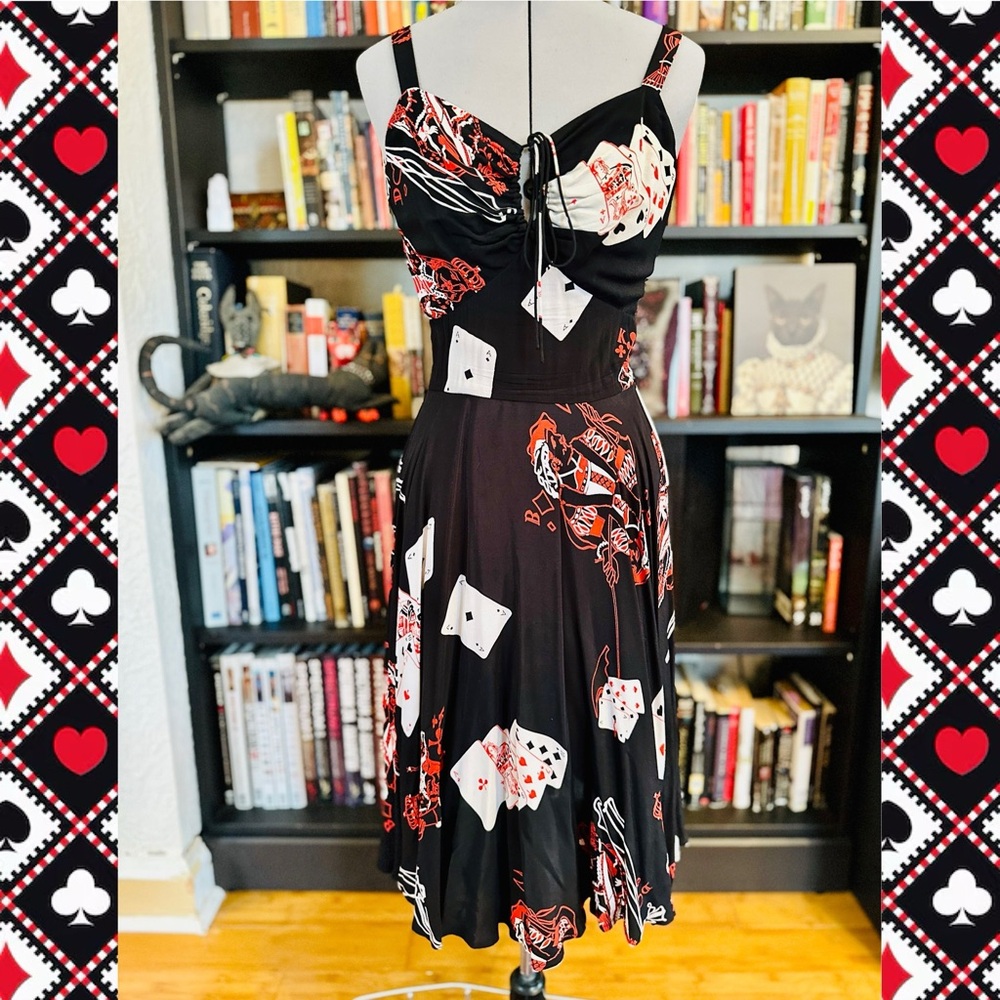 Trashy Diva Queen of Hearts L’Amour dress size 6 - Retro Pinup